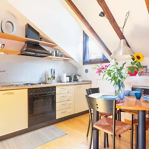 https://piazza-risorgimento-cosy-studio.italymilanhotels.net